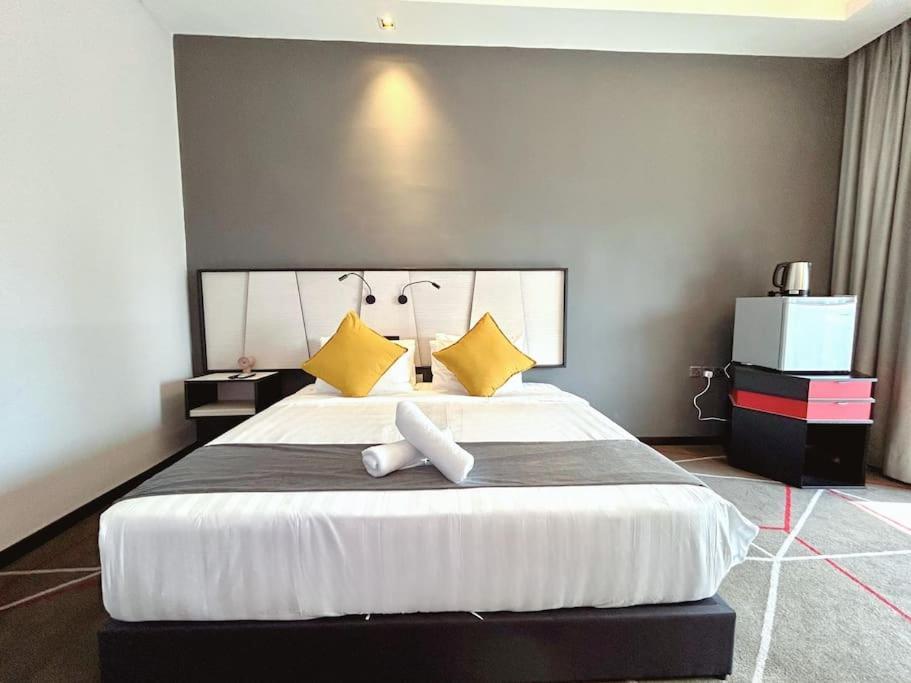M101 Klcc Kl City King Suites By Livin Kuala Lumpur Exterior foto